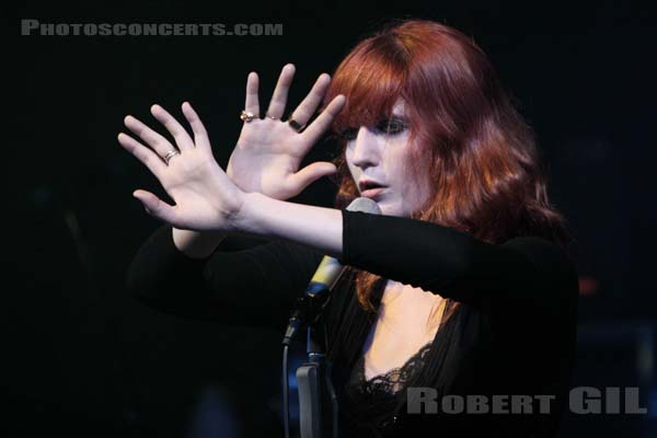 FLORENCE AND THE MACHINE - 2009-11-07 - PARIS - La Cigale - 